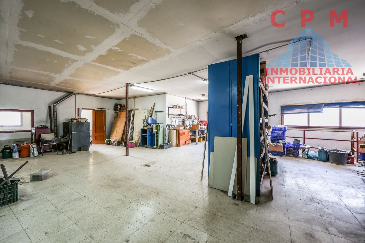 local-y-naves en leganes · leganes-norte 420000€