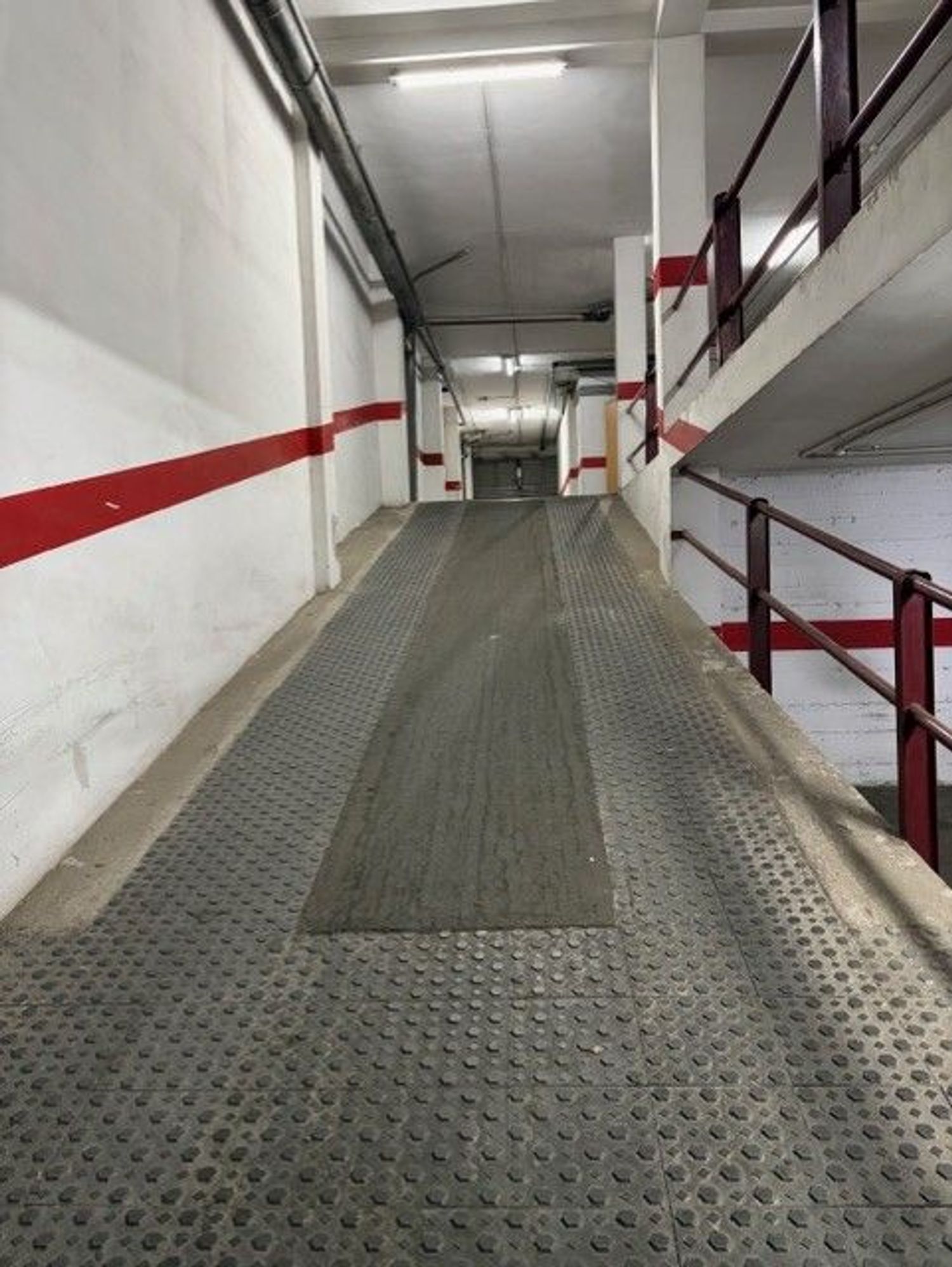 garage en barcelona · gracia 17000€