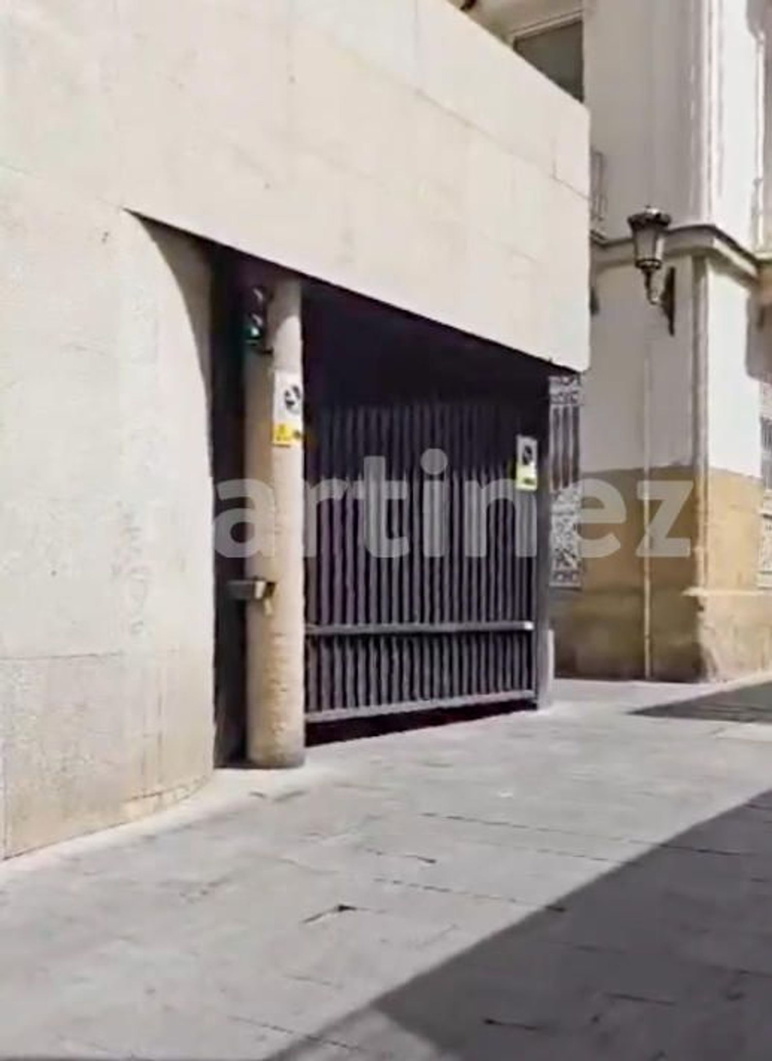 garaje en alicante--alacant · centro 55000€