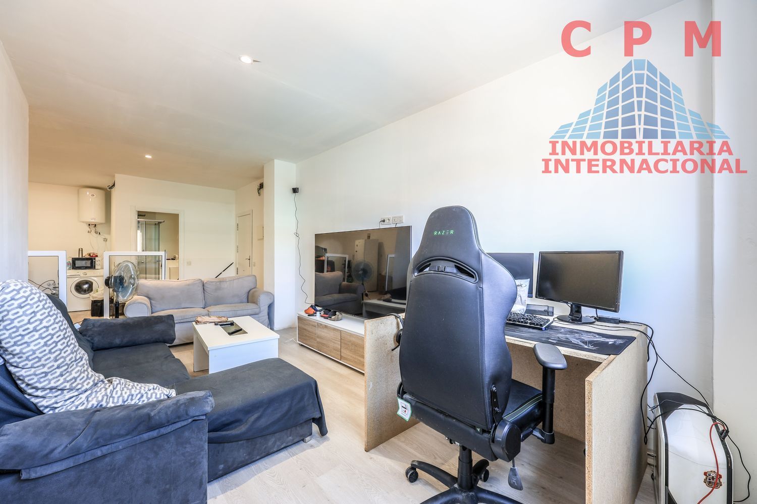 local-y-naves en madrid · villaverde 275000€