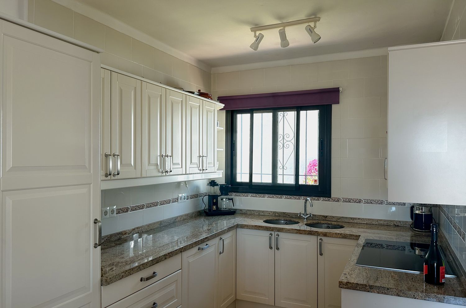 casa-adosada en nerja · capistrano 525000€