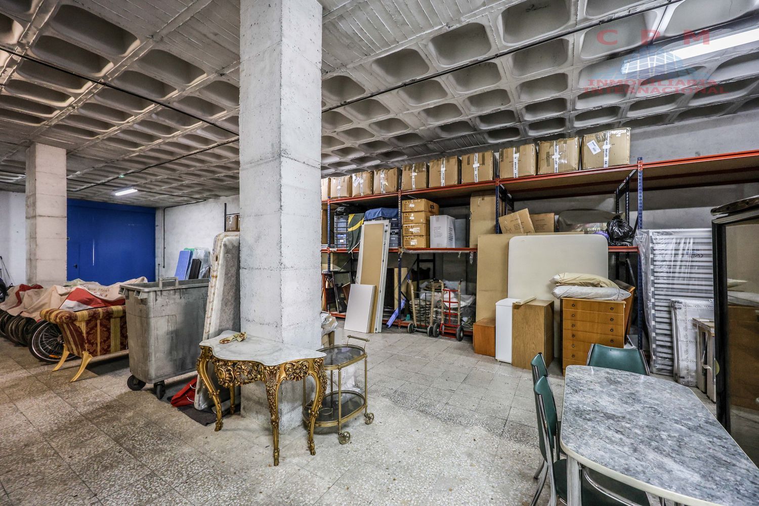 local-y-naves en madrid · hortaleza 700000€