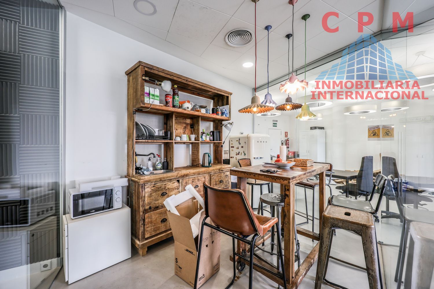 oficina en alcobendas · ensanche 2000€