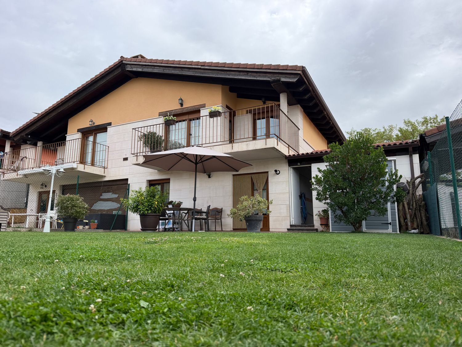 casa en villagonzalo-pedernales ·  419000€
