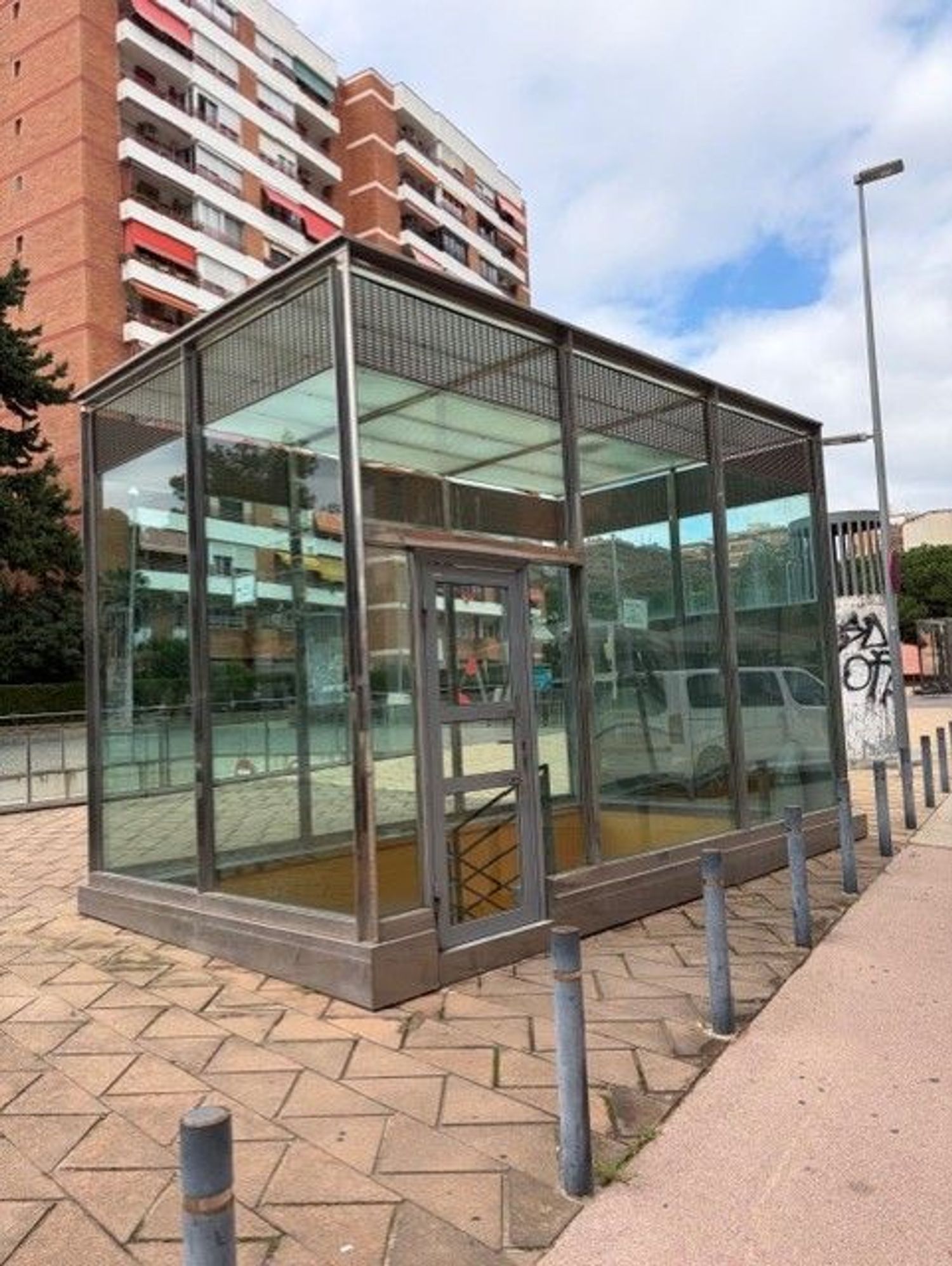 garage en barcelona · nou-barris 21000€