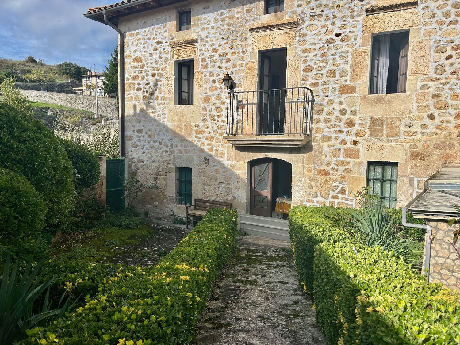 Inmueble en Valdegovia, disponible en Fincas Arbella.