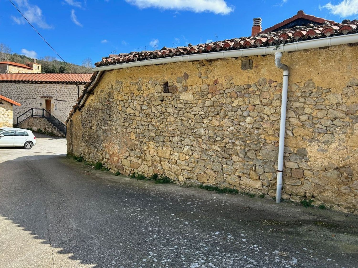 Inmueble en Valdegovia, disponible en Fincas Arbella.