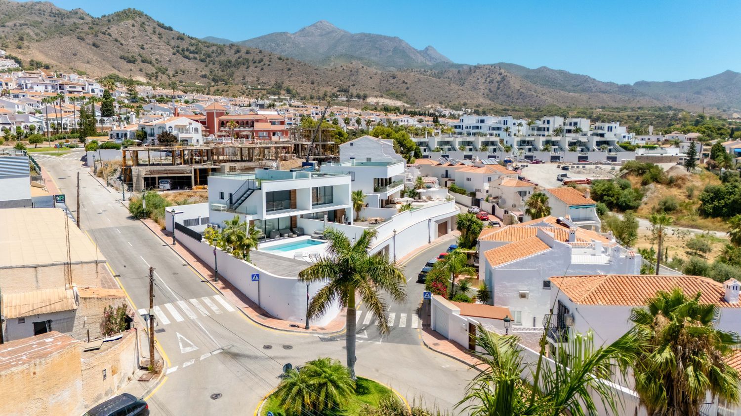 detached-housevilla en nerja · nueva-nerja 2450000€