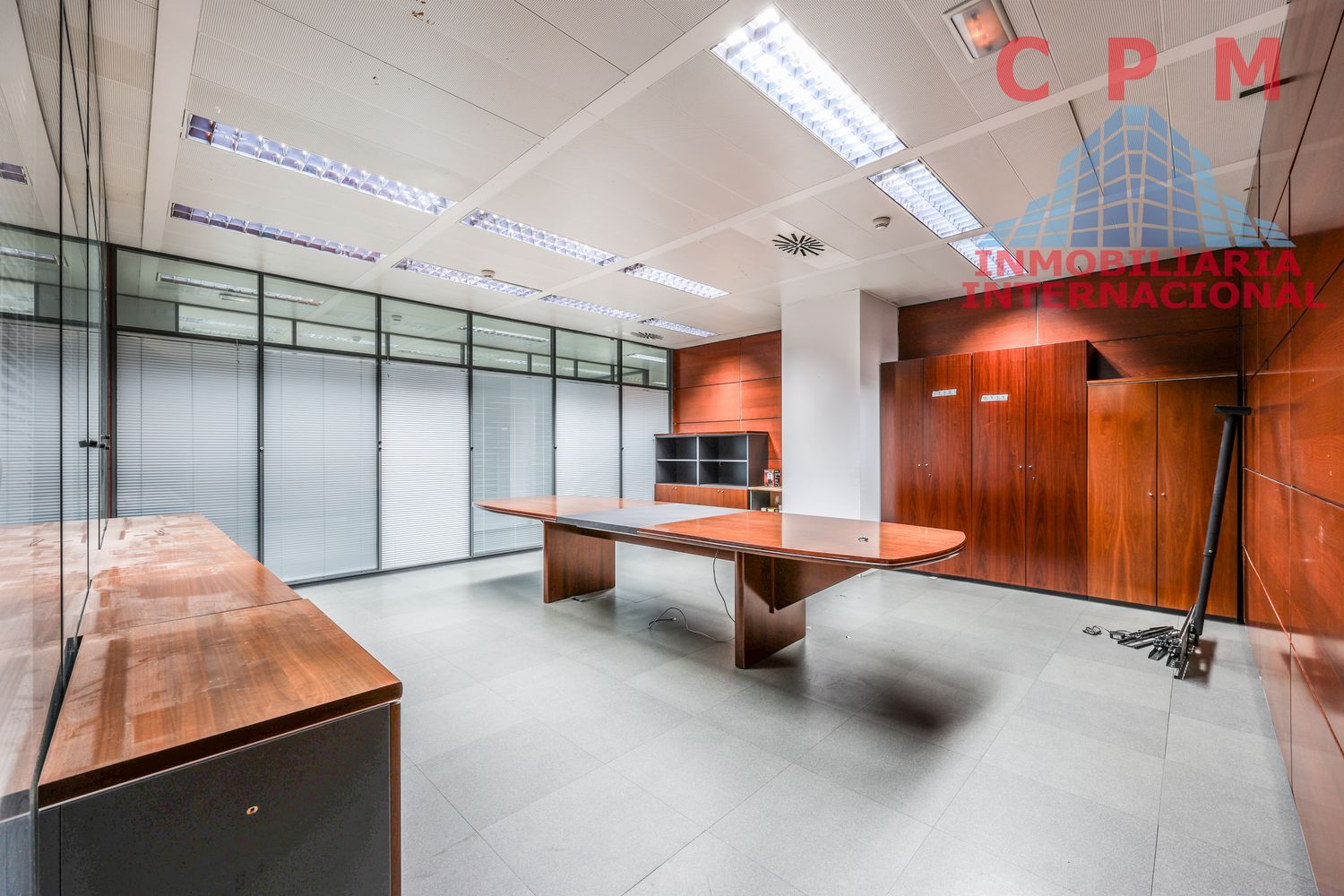 oficina en la-moraleja · arroyo-de-la-vega 2205500€