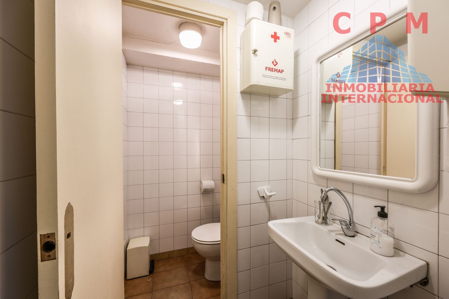 local-y-naves en madrid · tetuan 1850€