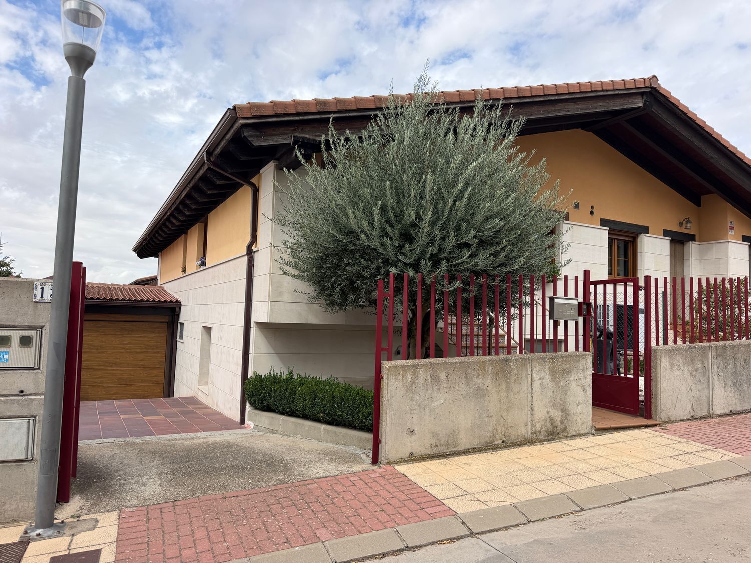 casa en villagonzalo-pedernales ·  419000€