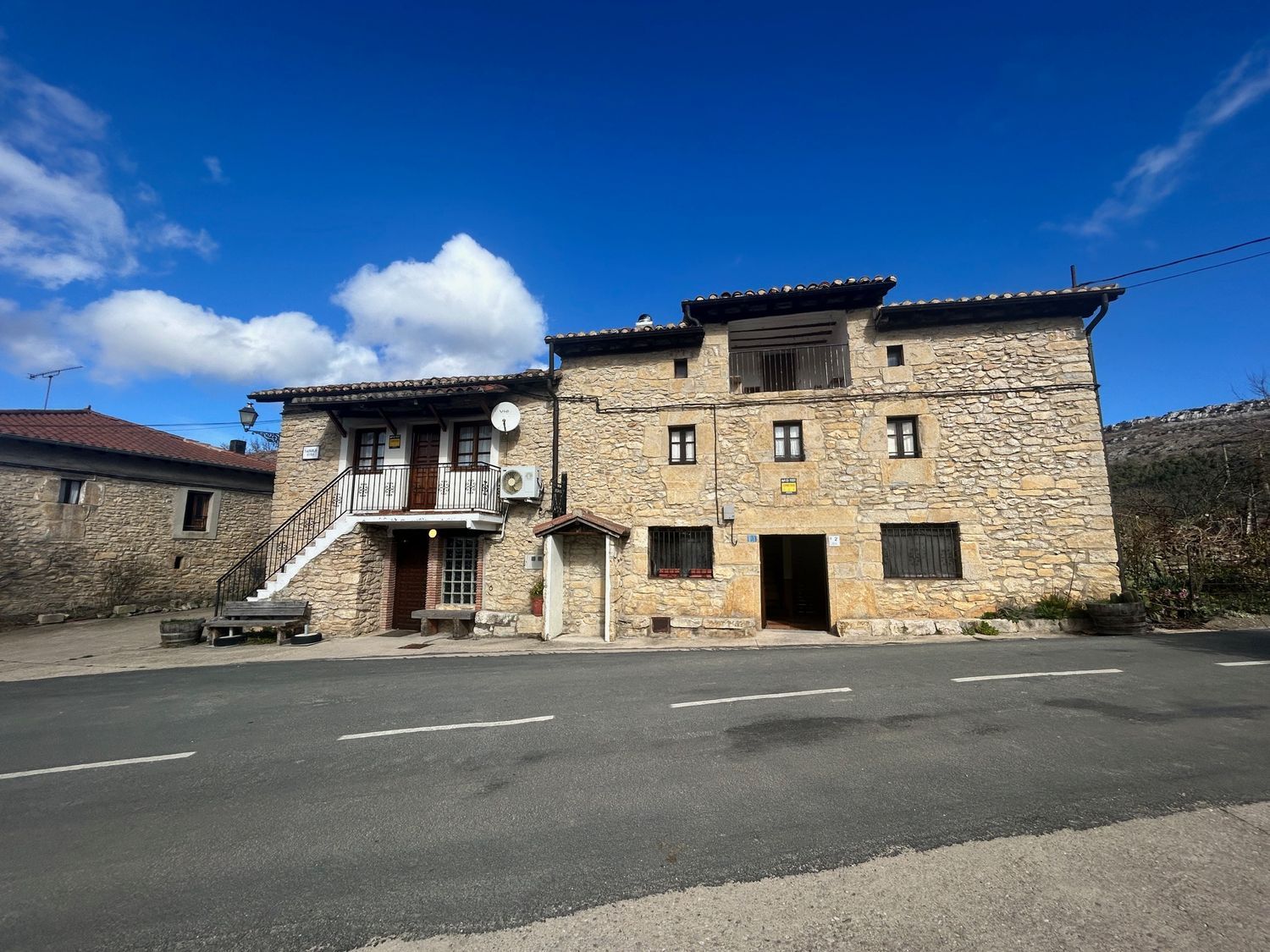Inmueble en Valdegovia, disponible en Fincas Arbella.