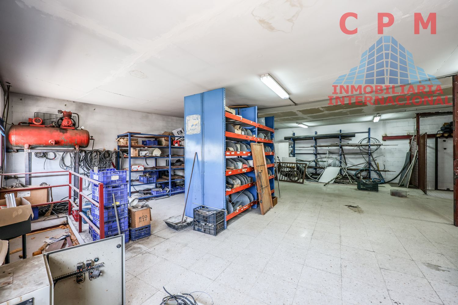 local-y-naves en leganes · leganes-norte 420000€
