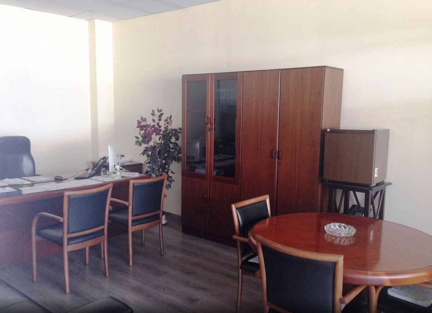 local-y-naves en getafe · los-olivos---los-angeles 240000€