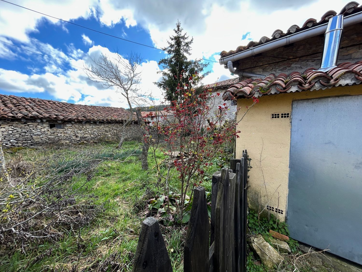 Inmueble en Valdegovia, disponible en Fincas Arbella.