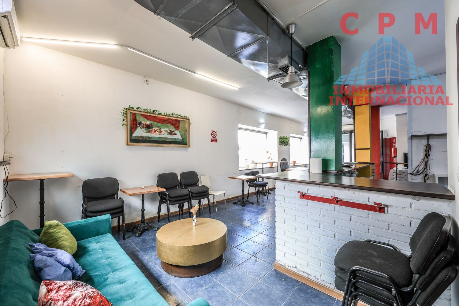 local-y-naves en madrid · puente-de-vallecas 219000€