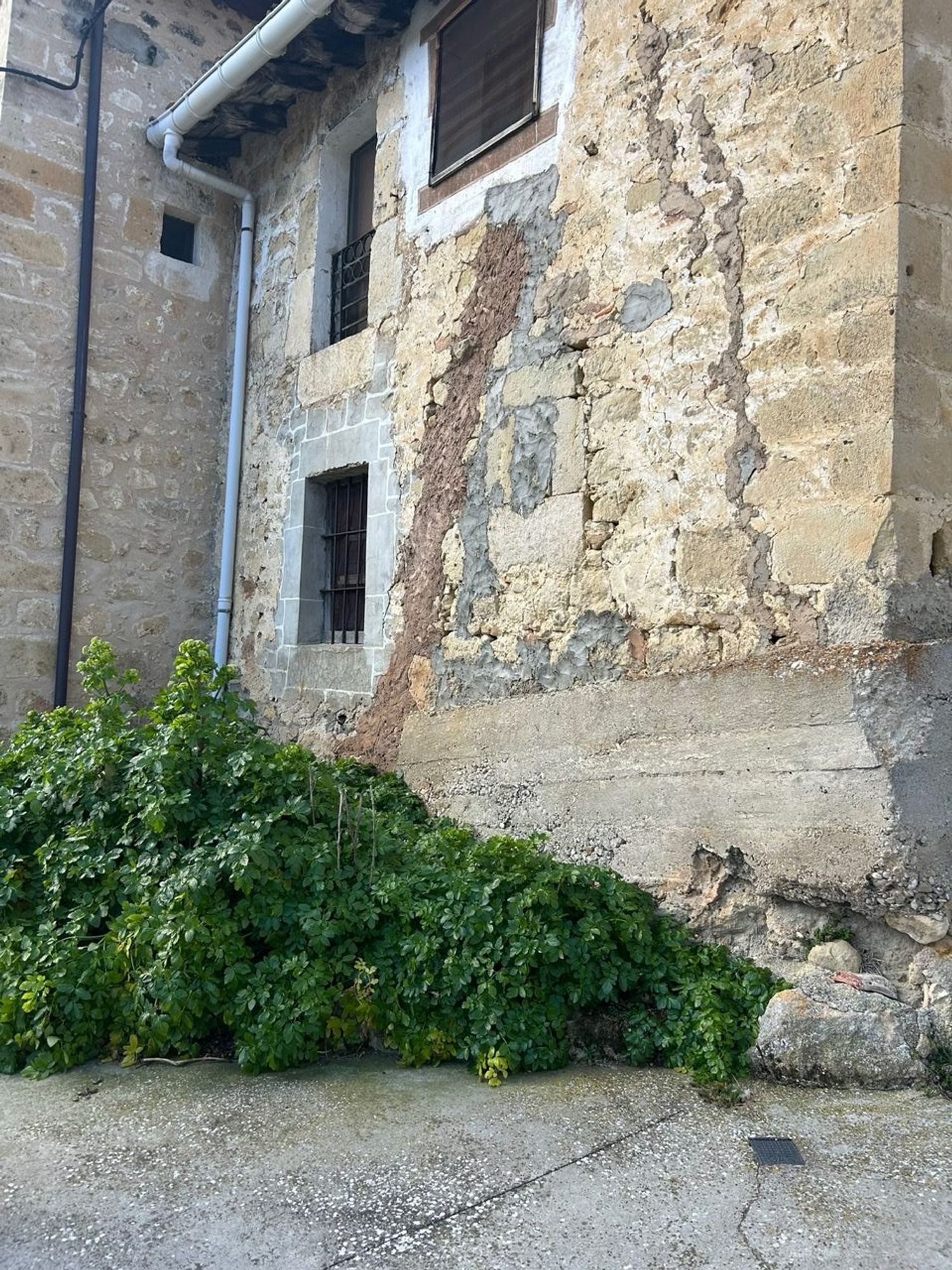 Inmueble en Valdegovia, disponible en Fincas Arbella.