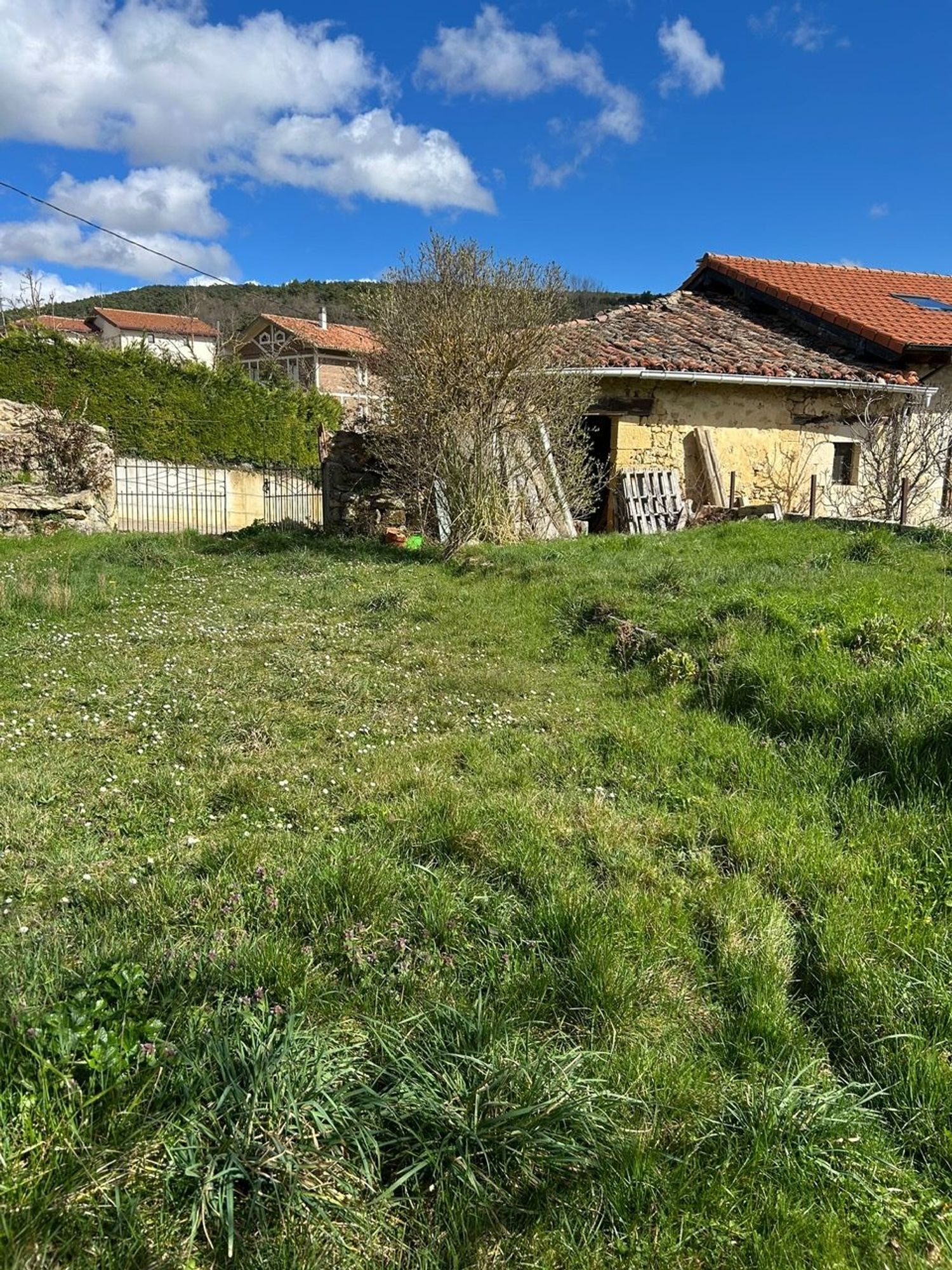 Inmueble en Valdegovia, disponible en Fincas Arbella.