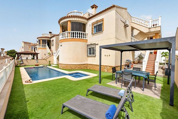 Casa/Chalet independiente En Venta