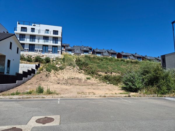 Terreno / Urbano (solar) En Venta