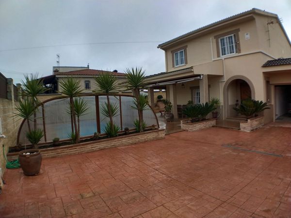 Casa/Chalet independiente En Venta