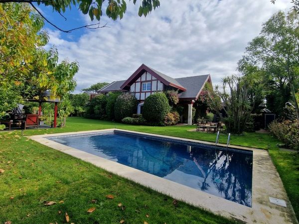 Casa/Chalet independiente En Venta