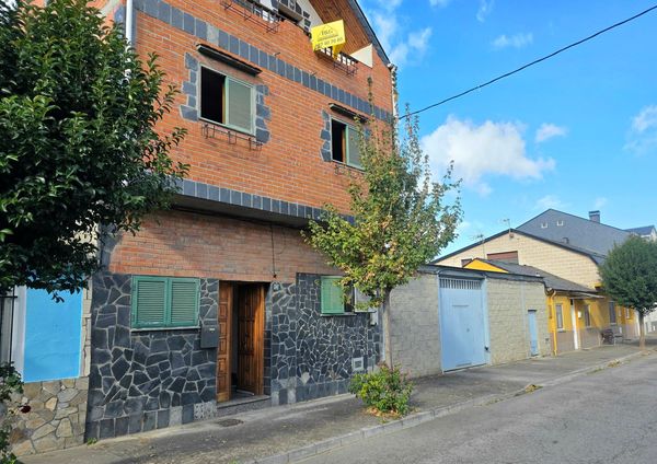 Casa/Chalet independiente En Venta