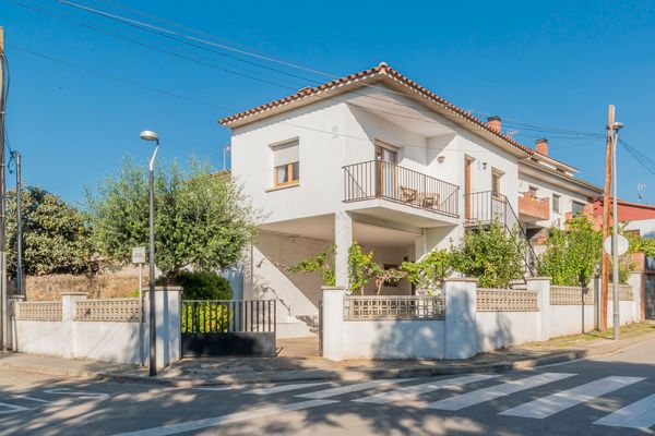 Casa/Chalet adosado En Venta