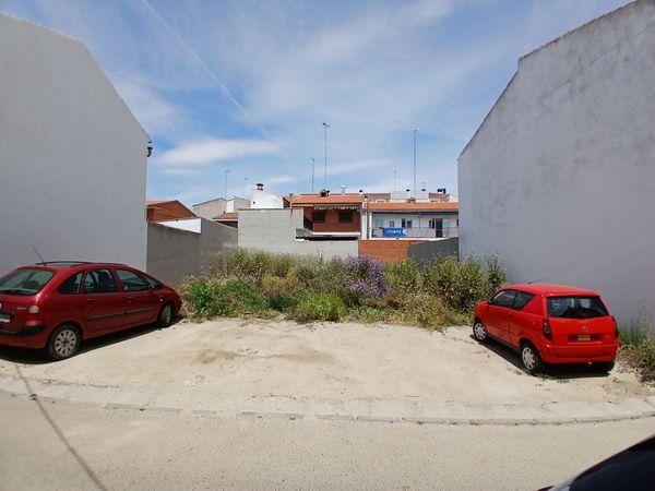 Terreno / Urbano (solar) En Venta