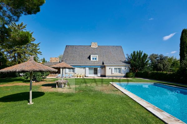 Casa/Chalet independiente En Venta