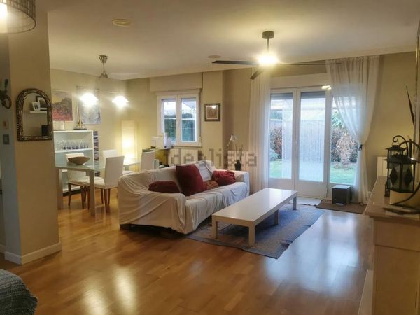 Casa/Chalet adosado En Venta