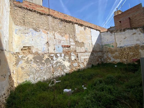 Terreno / Urbano (solar) En Venta