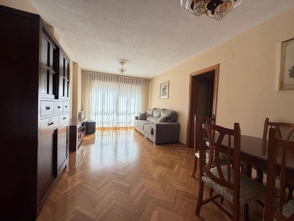 Piso En Alquiler