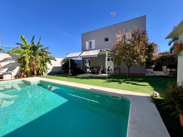 Casa/Chalet independiente En Venta