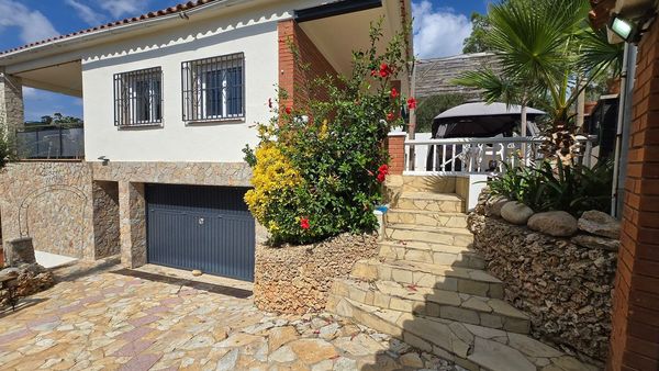 Casa/Chalet independiente En Alquiler