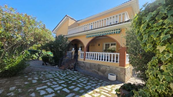 Casa/Chalet independiente En Venta