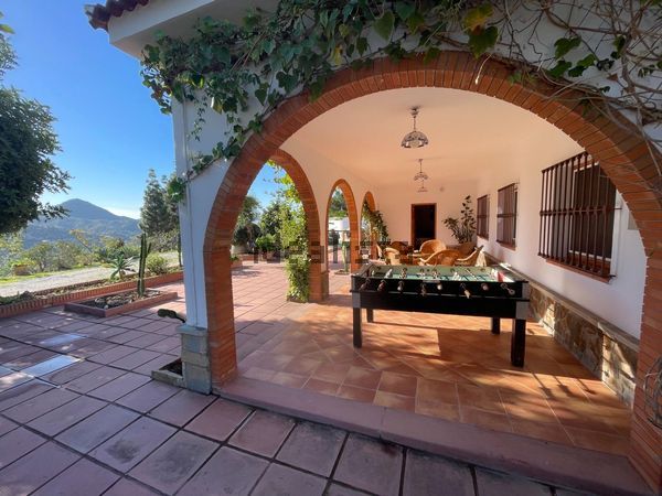 5-bedroom freehold villa in Málaga — photo 4 of 5