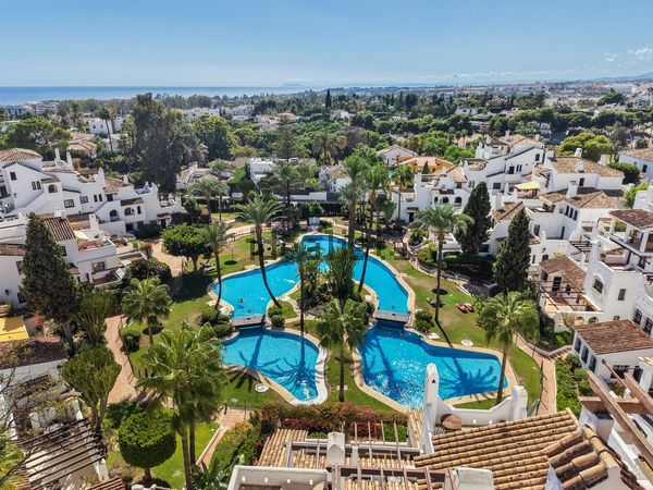 4-bedroom freehold villa in Marbella — photo 2 of 5