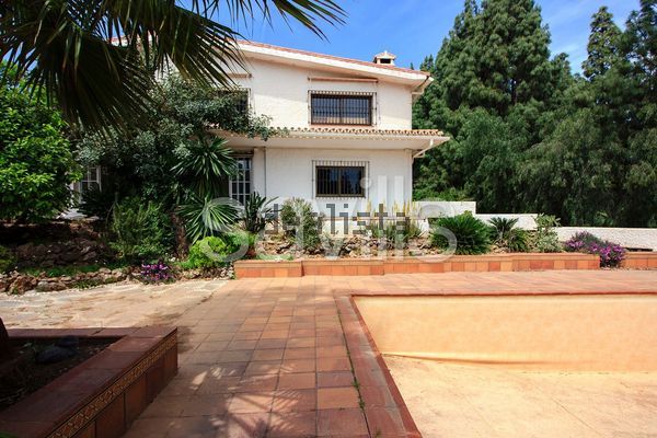 5-bedroom freehold villa in Málaga — photo 2 of 5