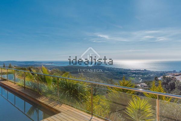 6-bedroom freehold villa in Castell-Platja d'Aro — photo 2 of 5