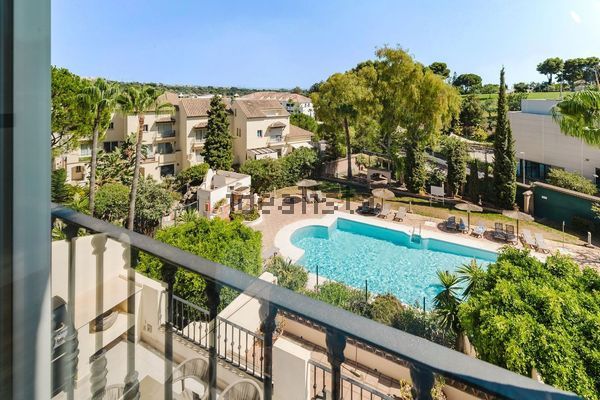 3-bedroom freehold villa in Marbella — photo 2 of 5