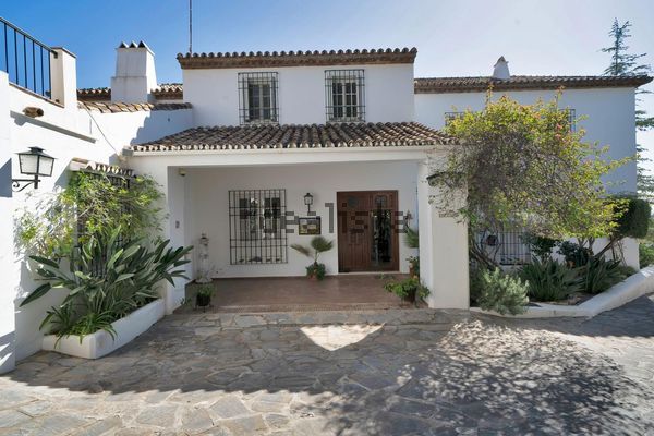 6-bedroom freehold villa in Marbella — photo 4 of 5