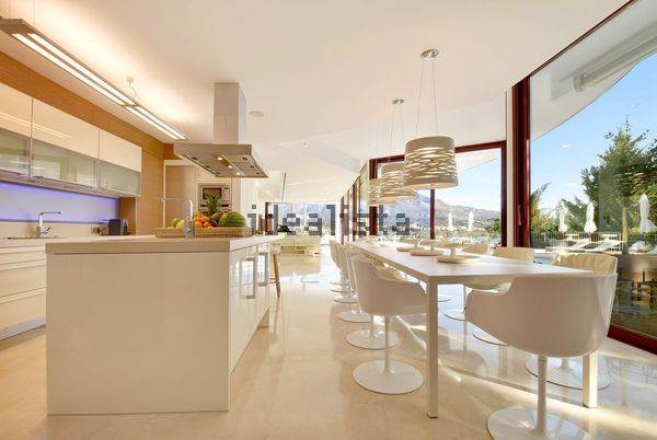 7-bedroom freehold villa in Marbella — photo 5 of 5