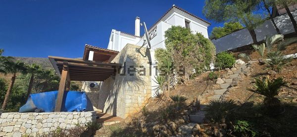 4-bedroom freehold villa in Mijas — photo 4 of 5