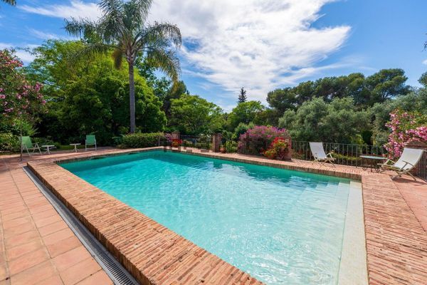 4-bedroom freehold villa in Estepona — photo 3 of 5