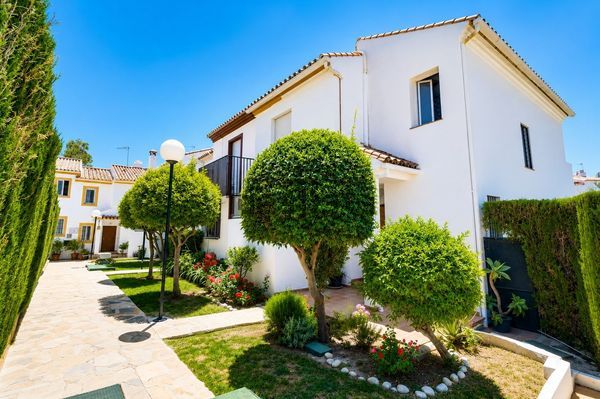3-bedroom freehold villa in Estepona — photo 5 of 5