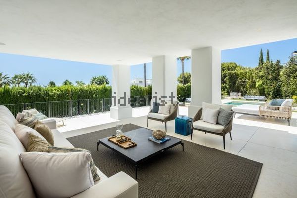 6-bedroom freehold villa in Marbella — photo 4 of 5