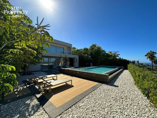 Detached house in La Caleta, Adeje — image 4