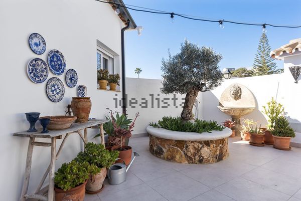 2-bedroom freehold villa in Estepona — photo 3 of 5