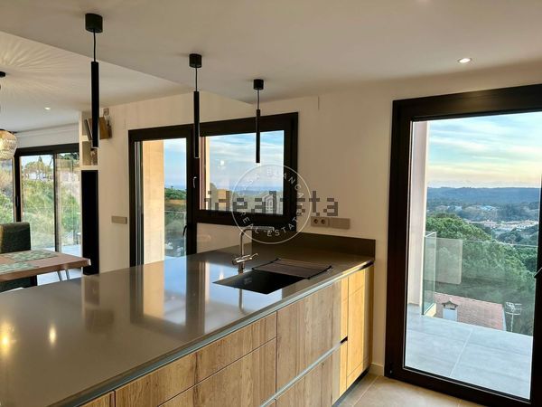 Detached house in Els Pinars, Lloret de Mar — image 5